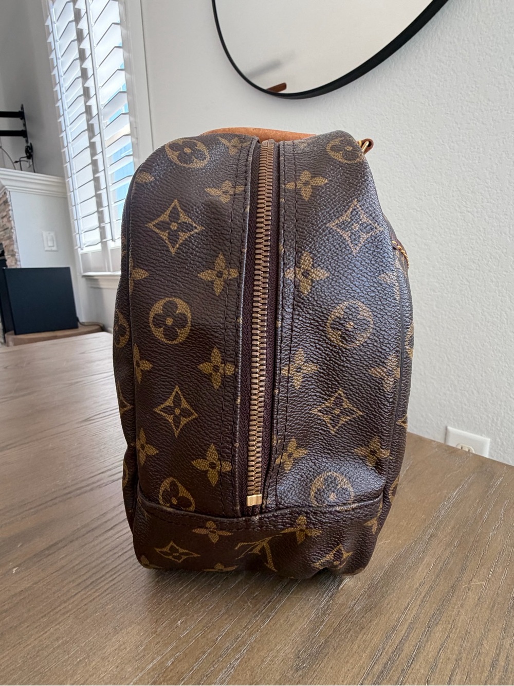 Louis Vuitton Deauville Bowler Bag - Picture 5 of 12
